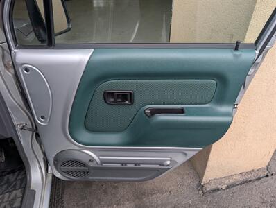 2000 Daihatsu Naked 2000   - Photo 18 - Bountiful, UT 84010