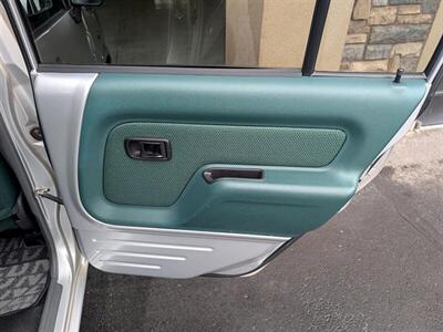 2000 Daihatsu Naked 2000   - Photo 22 - Bountiful, UT 84010