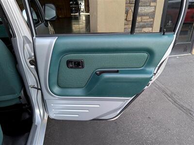 2000 Daihatsu Naked 2000   - Photo 22 - Bountiful, UT 84010