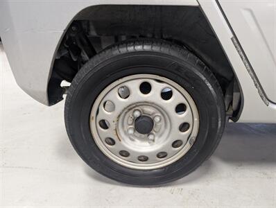 2000 Daihatsu Naked 2000   - Photo 13 - Bountiful, UT 84010