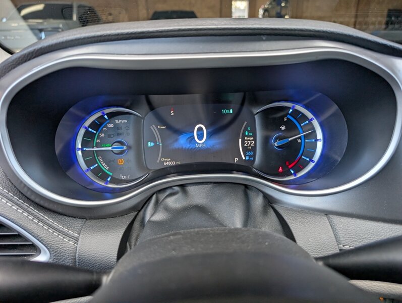 2024 Chrysler Pacifica Plug-In Hybrid Select - Photo 20 - Bountiful, UT 84010