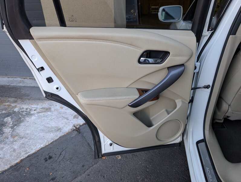 2014 Acura RDX W/Technology Package - Photo 25 - Bountiful, UT 84010