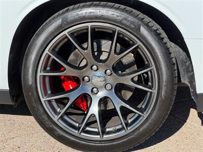 2016 Dodge Challenger SRT 392   - Photo 38 - St. George, UT 84770-2625