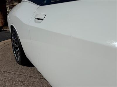 2016 Dodge Challenger SRT 392   - Photo 27 - St. George, UT 84770-2625
