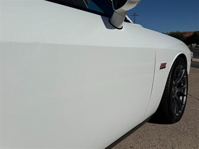 2016 Dodge Challenger SRT 392   - Photo 28 - St. George, UT 84770-2625