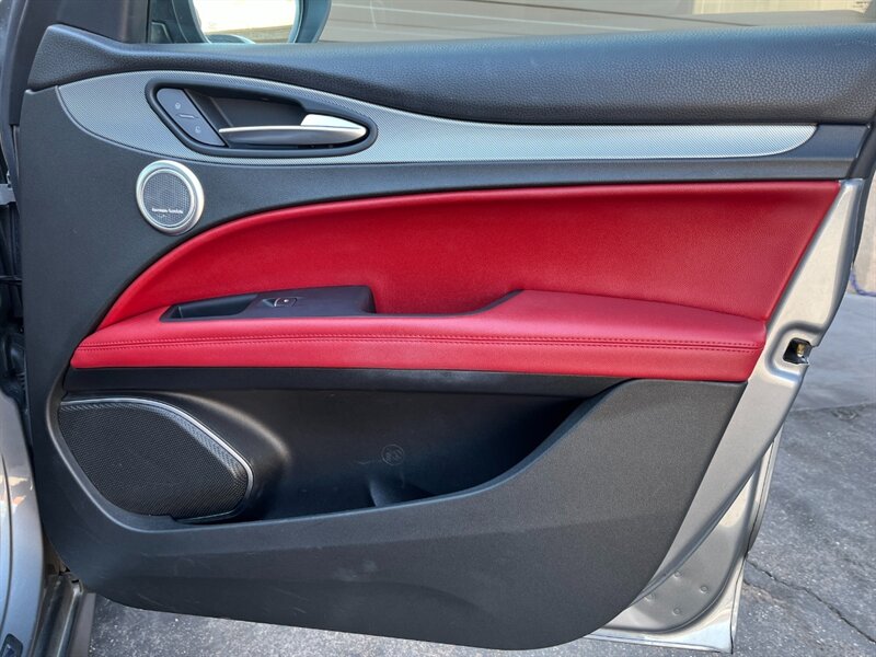 2018 Alfa Romeo Stelvio Ti Sport - Photo 49 - St. George, UT 84770-2625