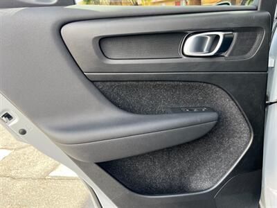 2020 Volvo XC40 T4 Momentum - Photo 46 - St. George, UT 84770-2625