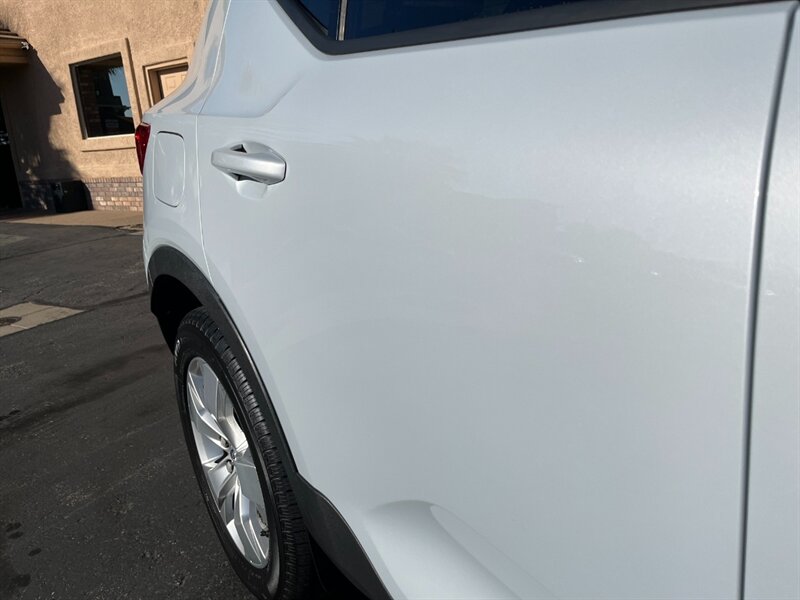 2020 Volvo XC40 T4 Momentum - Photo 27 - St. George, UT 84770-2625