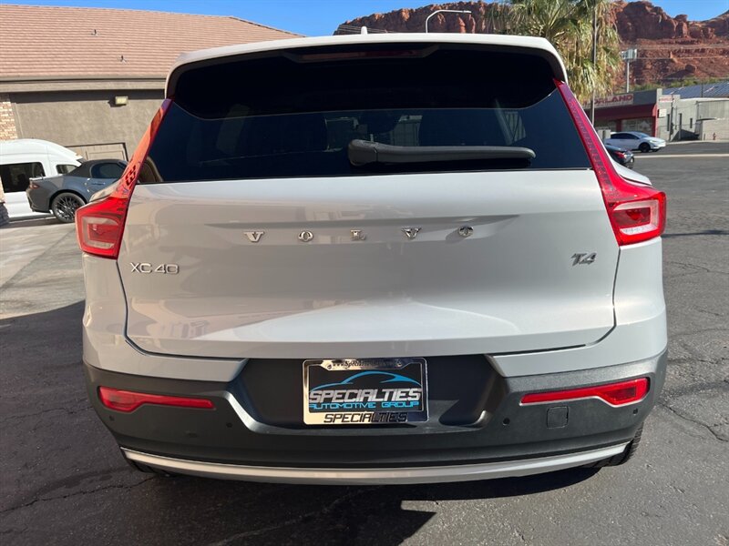 2020 Volvo XC40 T4 Momentum - Photo 26 - St. George, UT 84770-2625