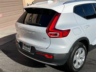 2020 Volvo XC40 T4 Momentum - Photo 16 - St. George, UT 84770-2625