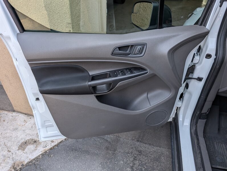 2020 Ford Transit Connect XL - Photo 18 - Bountiful, UT 84010