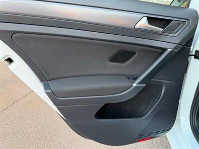 2017 Volkswagen e-Golf SE   - Photo 45 - St. George, UT 84770-2625