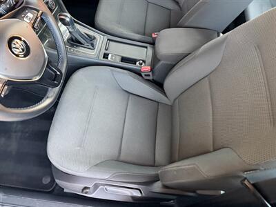 2017 Volkswagen e-Golf SE   - Photo 38 - St. George, UT 84770-2625