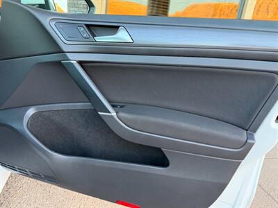 2017 Volkswagen e-Golf SE   - Photo 47 - St. George, UT 84770-2625