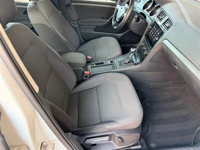 2017 Volkswagen e-Golf SE   - Photo 13 - St. George, UT 84770-2625