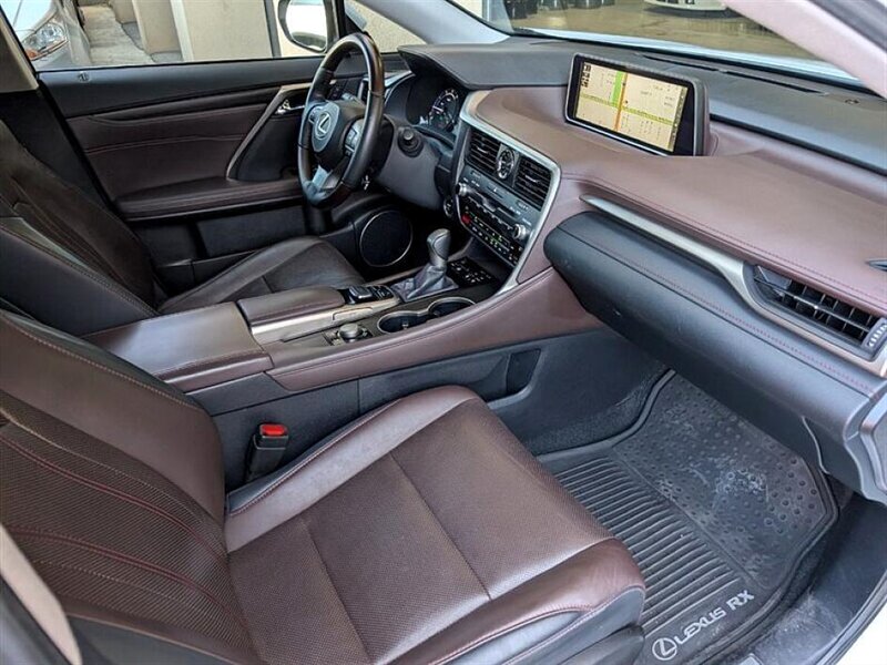 2017 Lexus RX 450h AWD   - Photo 4 - Bountiful, UT 84010