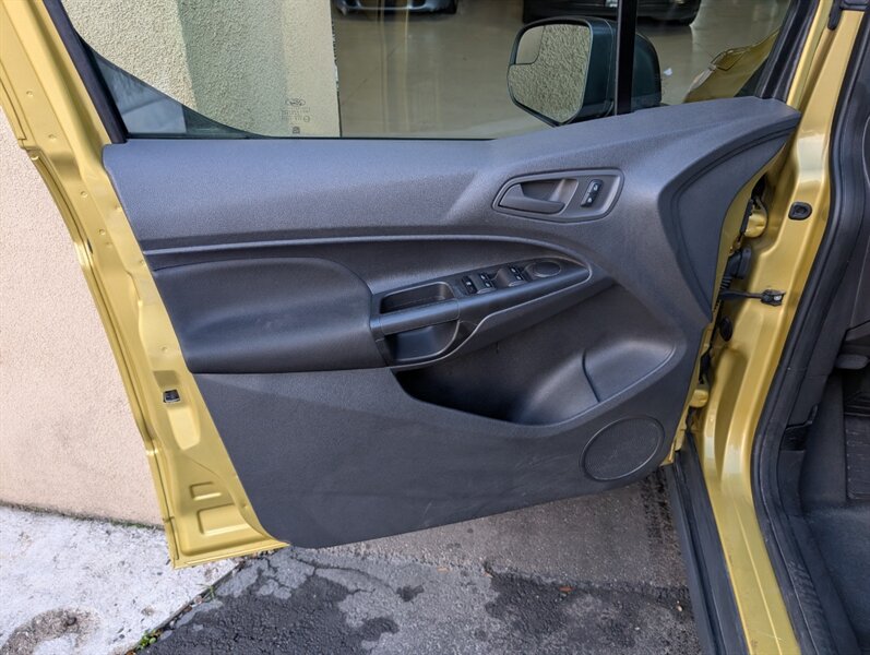 2016 Ford Transit Connect XL - Photo 18 - Bountiful, UT 84010