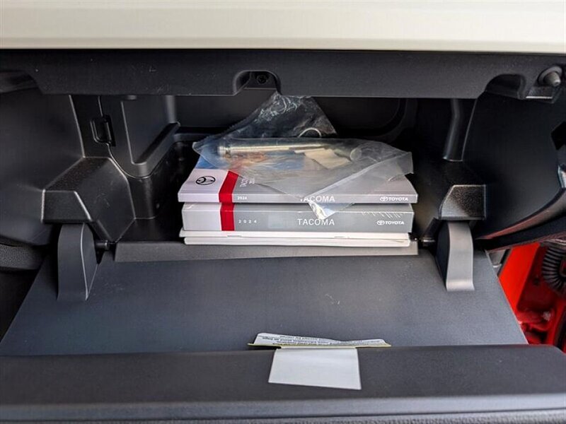2024 Toyota Tacoma TRD Off-Road - Photo 30 - Bountiful, UT 84010