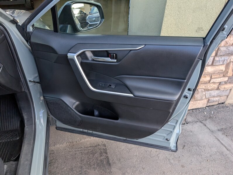 2023 Toyota RAV4 XLE - Photo 23 - Bountiful, UT 84010