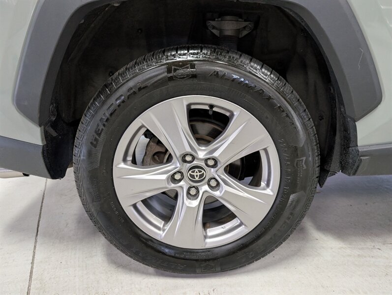 2023 Toyota RAV4 XLE - Photo 12 - Bountiful, UT 84010