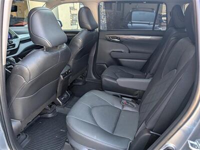 2023 Toyota Highlander Platinum   - Photo 24 - Bountiful, UT 84010