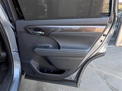 2023 Toyota Highlander Platinum   - Photo 28 - Bountiful, UT 84010