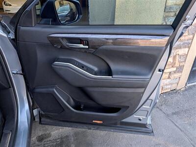 2023 Toyota Highlander Platinum   - Photo 31 - Bountiful, UT 84010