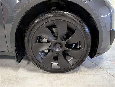 2023 Tesla Model Y Long Range   - Photo 12 - Bountiful, UT 84010