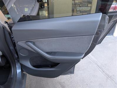 2023 Tesla Model Y Long Range   - Photo 26 - Bountiful, UT 84010