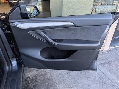 2023 Tesla Model Y Long Range   - Photo 29 - Bountiful, UT 84010