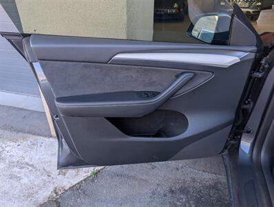 2023 Tesla Model Y Long Range   - Photo 18 - Bountiful, UT 84010