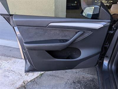 2023 Tesla Model Y Long Range   - Photo 18 - Bountiful, UT 84010