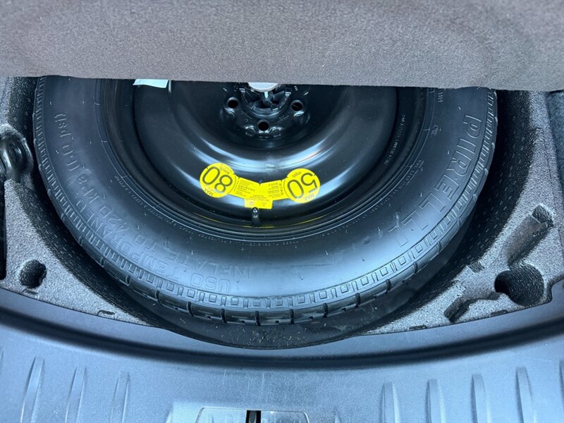 2020 Jaguar E-PACE P300 R-Dynamic HSE - Photo 43 - St. George, UT 84770-2625