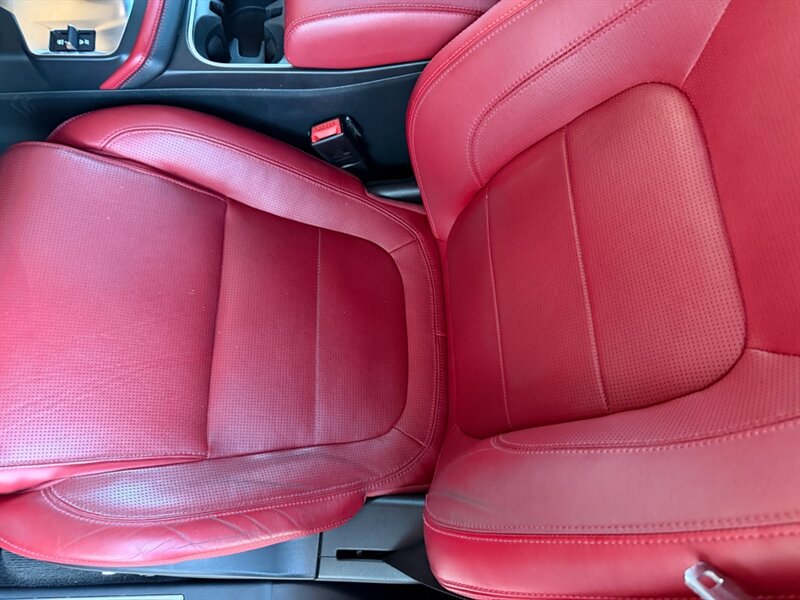 2020 Jaguar E-PACE P300 R-Dynamic HSE - Photo 38 - St. George, UT 84770-2625