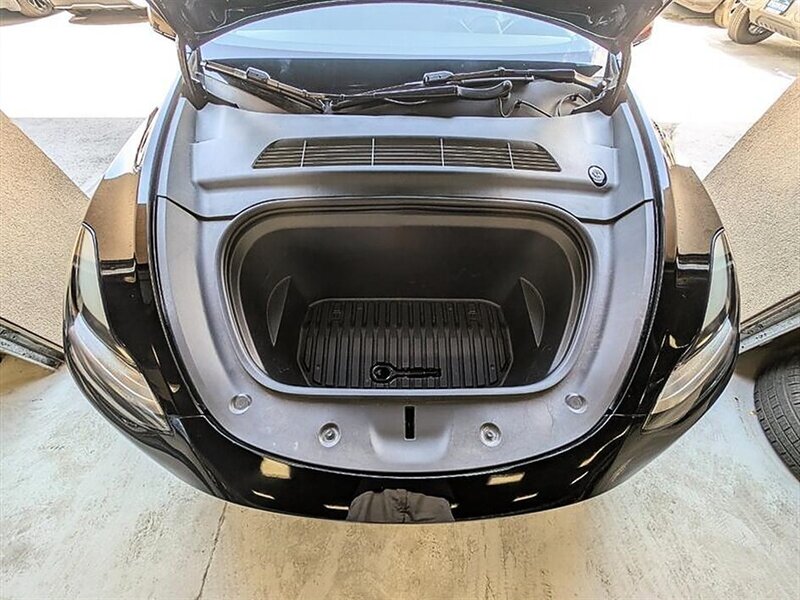 2022 Tesla Model Y Long Range - Photo 17 - Bountiful, UT 84010