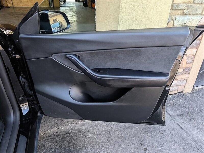 2022 Tesla Model Y Long Range - Photo 29 - Bountiful, UT 84010