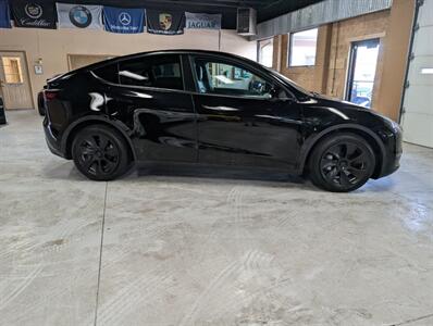 2022 Tesla Model Y Long Range   - Photo 11 - Bountiful, UT 84010