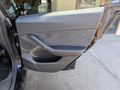 2022 Tesla Model Y Long Range   - Photo 27 - Bountiful, UT 84010