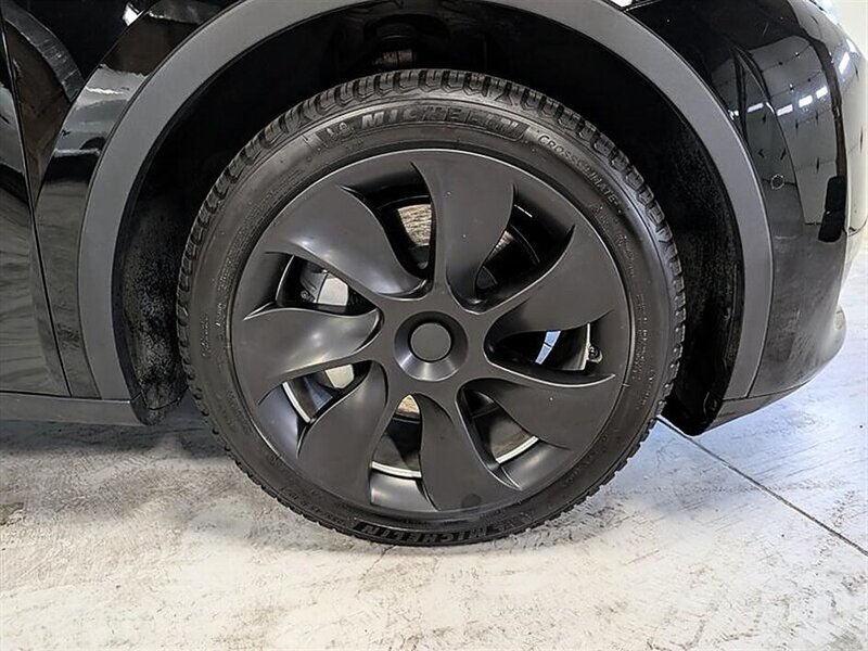 2022 Tesla Model Y Long Range - Photo 12 - Bountiful, UT 84010