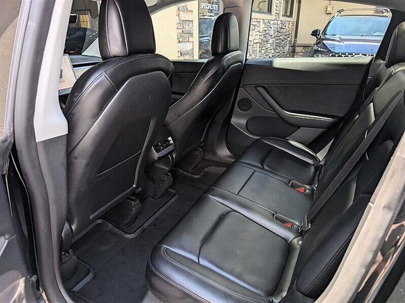 2022 Tesla Model Y Long Range - Photo 25 - Bountiful, UT 84010