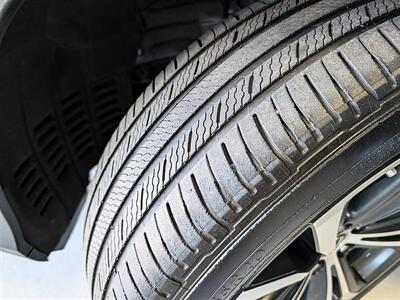 2022 Lexus RX450h AWD   - Photo 16 - Bountiful, UT 84010