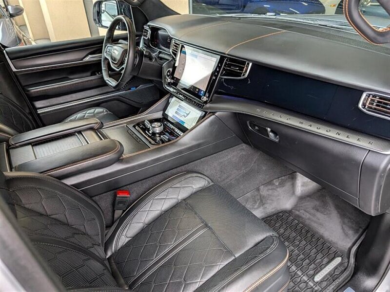 2024 Jeep Grand Wagoneer L Series III Obsidian - Photo 4 - Bountiful, UT 84010