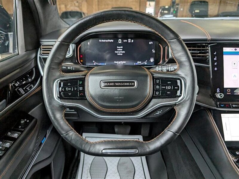 2024 Jeep Grand Wagoneer L Series III Obsidian - Photo 19 - Bountiful, UT 84010