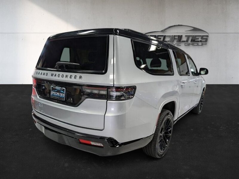 2024 Jeep Grand Wagoneer L Series III Obsidian - Photo 10 - Bountiful, UT 84010