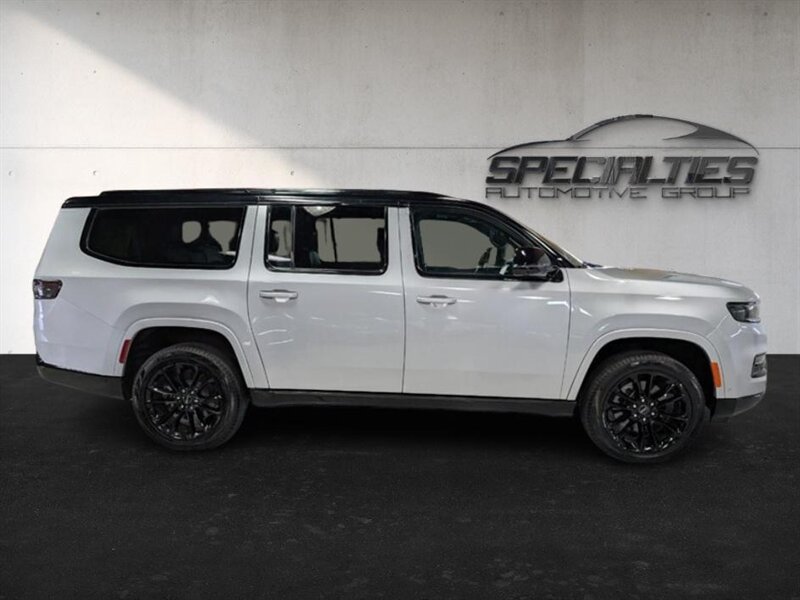 2024 Jeep Grand Wagoneer L Series III Obsidian - Photo 11 - Bountiful, UT 84010