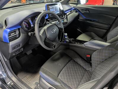 2021 Toyota C-HR XLE   - Photo 2 - Bountiful, UT 84010