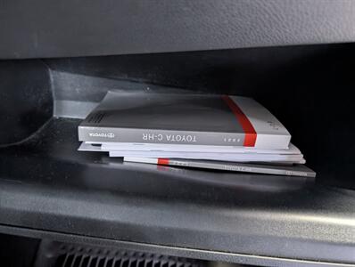 2021 Toyota C-HR XLE   - Photo 28 - Bountiful, UT 84010