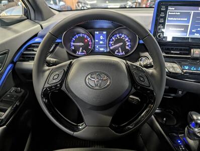 2021 Toyota C-HR XLE   - Photo 18 - Bountiful, UT 84010