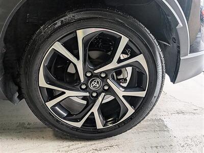2021 Toyota C-HR XLE   - Photo 14 - Bountiful, UT 84010