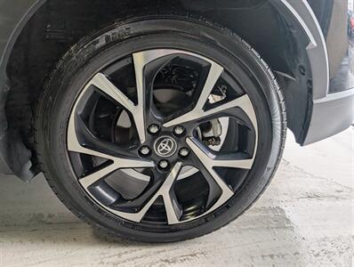 2021 Toyota C-HR XLE   - Photo 14 - Bountiful, UT 84010
